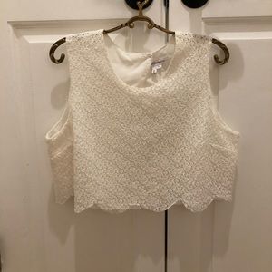 BCBGeneration White Crop Top